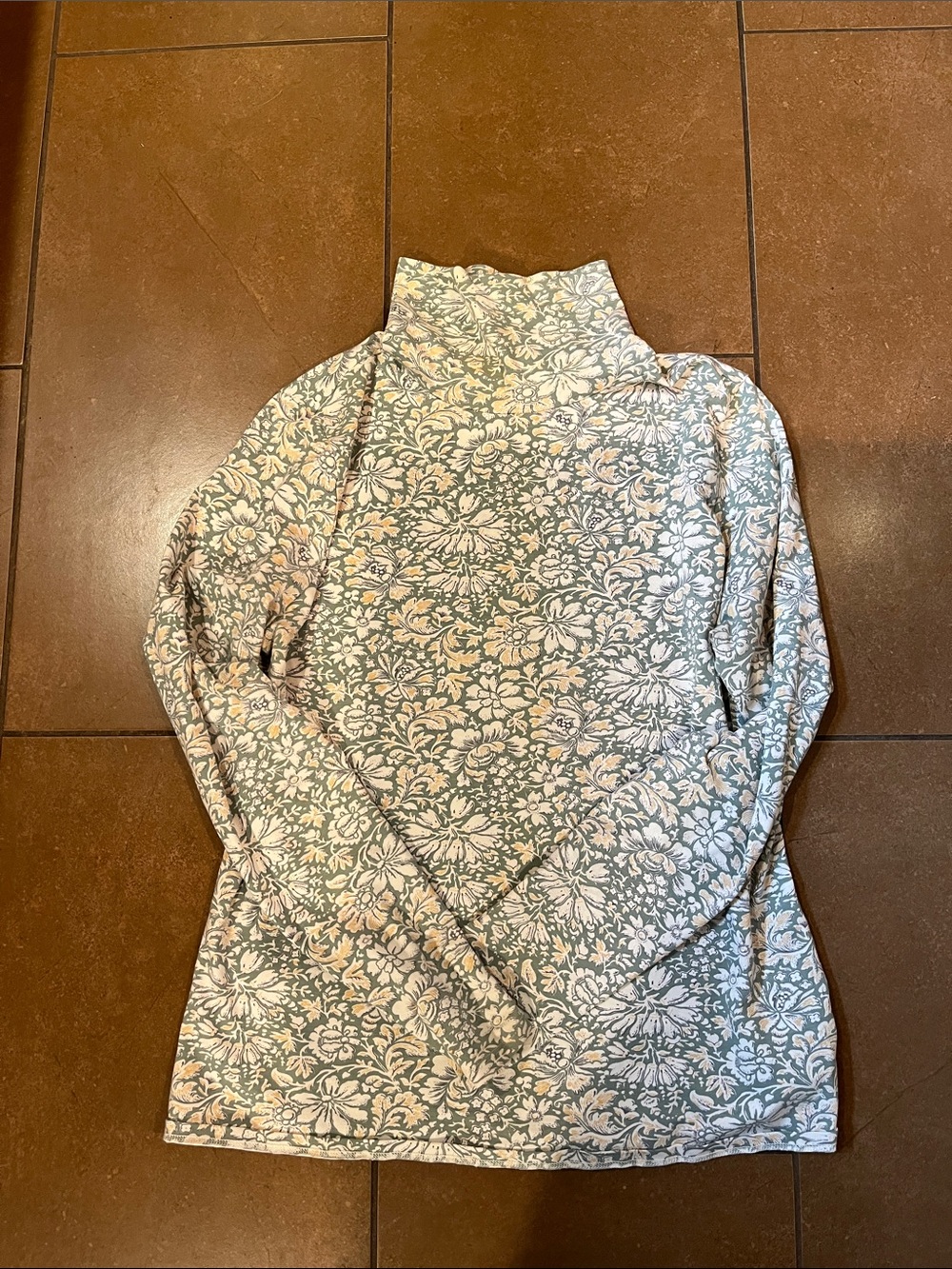 Peruvian Connection Floral Print Turtleneck
